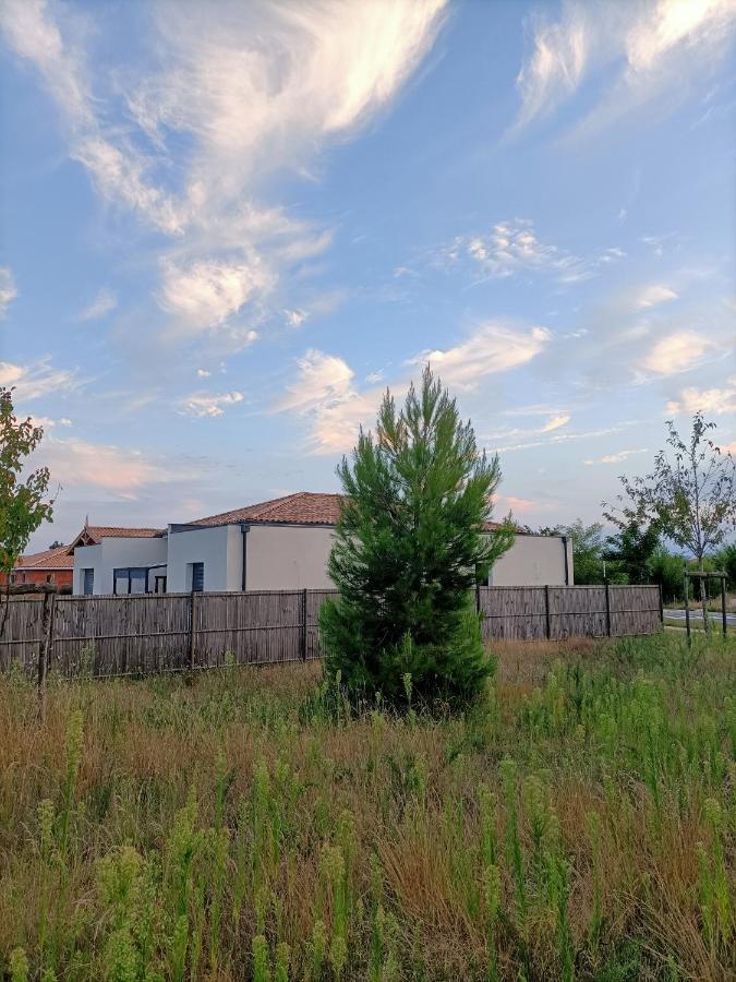 Suite Privative De 28M2 Climatisee, Proche Plage Et Commerces Audenge Extérieur photo
