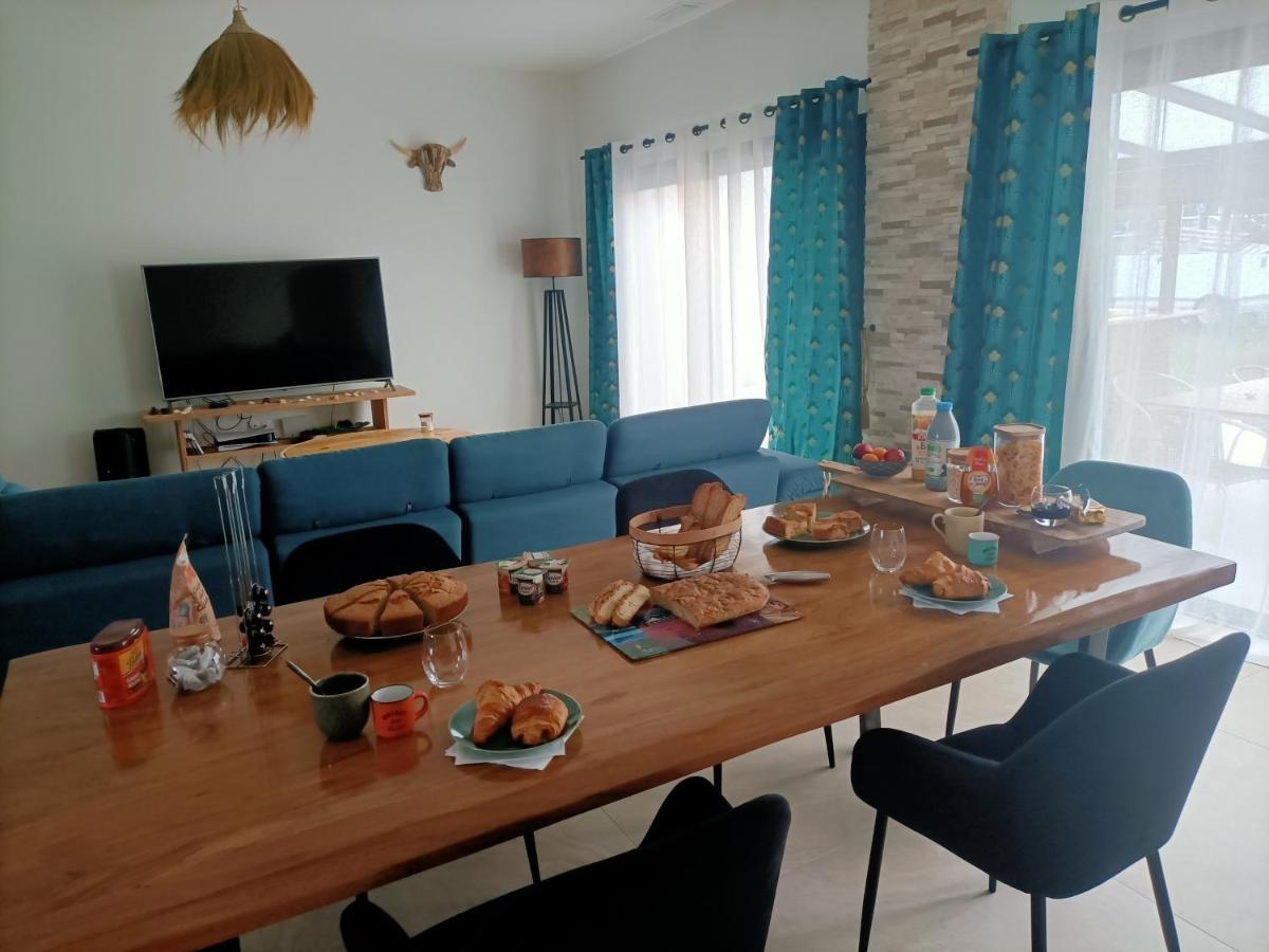 Suite Privative De 28M2 Climatisee, Proche Plage Et Commerces Audenge Extérieur photo